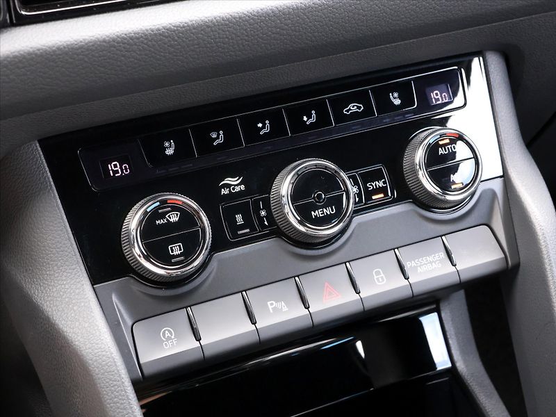 Škoda Kodiaq 2,0 TDI DSG 4x4 Sportline DPH - fotka 29 z 40