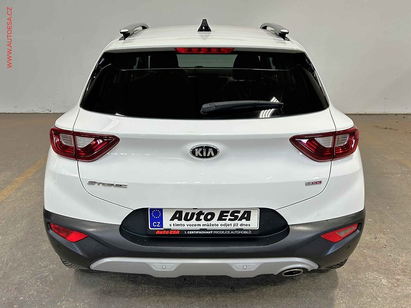 Kia Stonic (2019) 1.0 T-GDi, Exclusive, kamera - fotka 5 z 15