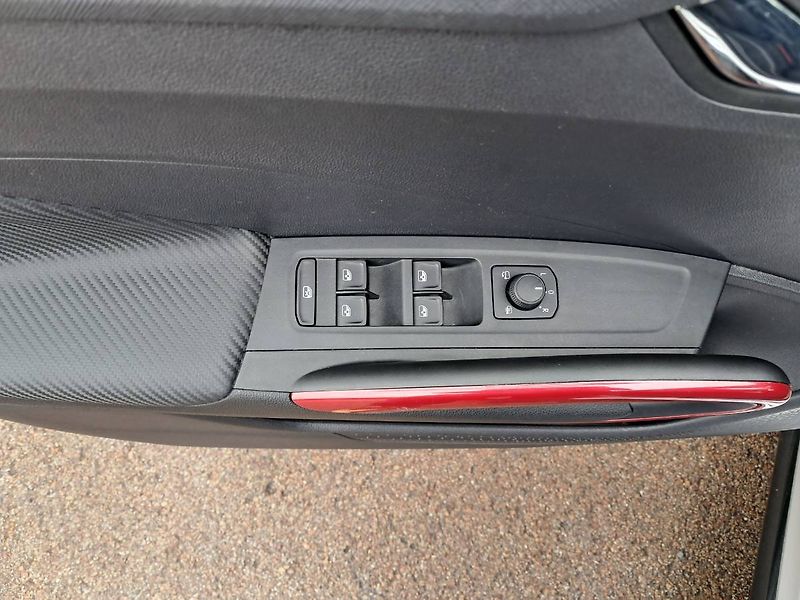Škoda Fabia (2024) IV Monte Carlo 1.0 TSI / 85 kW - fotka 16 z 27
