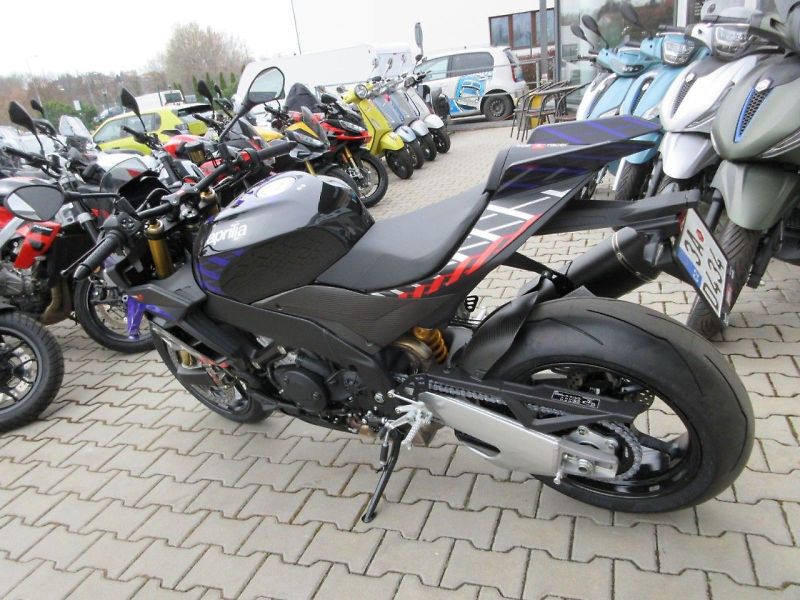 Aprilia (2026) Tuono V4 1100 Factory MY2026 - fotka 5 z 13