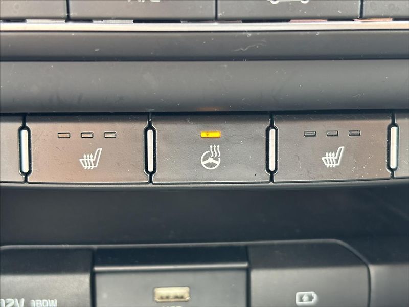 Kia Ceed 1,5 TGDi Spin ZÁRUKA KAMERA - fotka 21 z 35