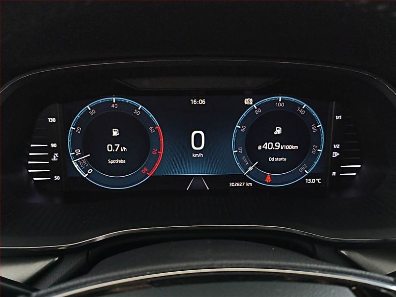 Škoda Octavia (2020) Ambition Plus 1.5 TSI, ČR - fotka 11 z 16