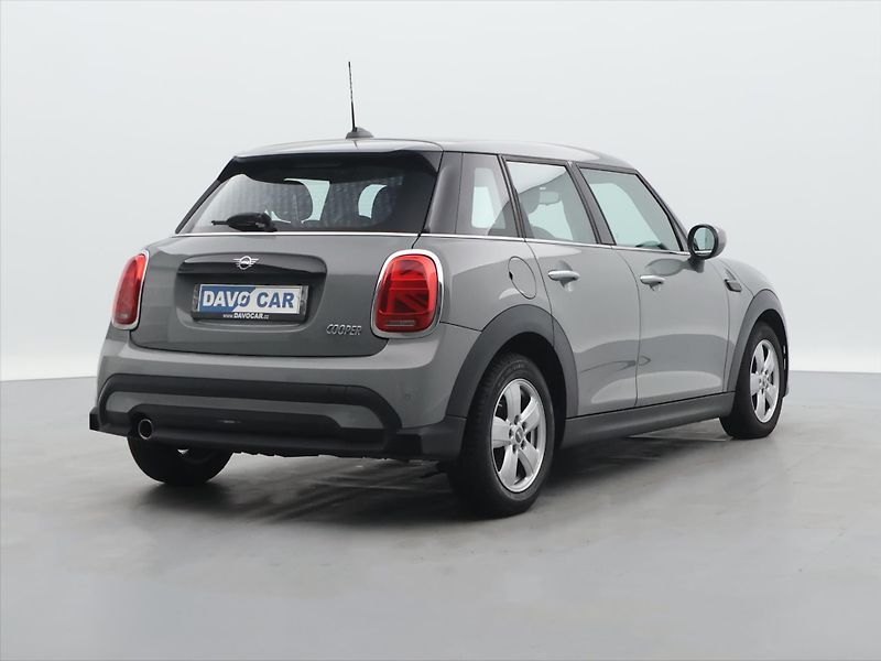 Mini Cooper 1,5 100kW CZ DPH Klima,Tempo - fotka 7 z 26