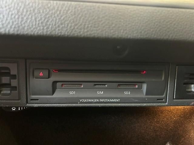 Volkswagen Golf Variant 1,6TDi DSG F1 LED MATRIX NAVI - fotka 43 z 51
