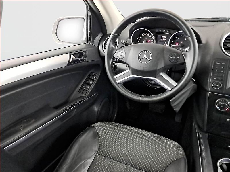 Mercedes-Benz Třídy M (2009) ML 320 CDI , 4X4, Automat - fotka 7 z 20