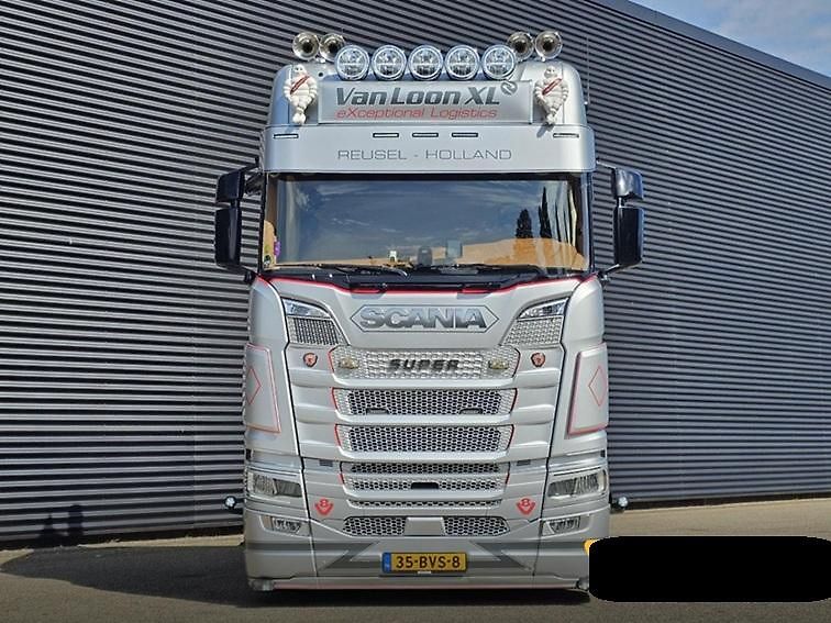 Scania (2023) S 590 V8 6x4 souprava 80t - fotka 27 z 30