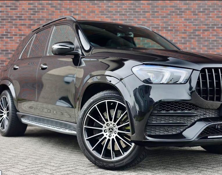 Mercedes-Benz GLE (2023) 580 mHEV 4MATIC - fotka 3 z 40