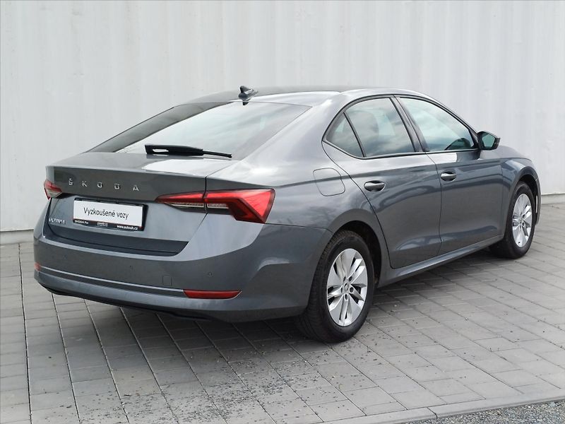 Škoda Octavia 1,5   TSI 110kW Ambition - fotka 19 z 28