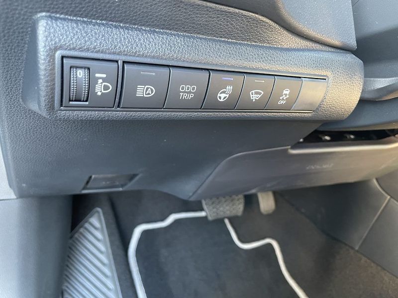 Toyota Corolla SD 1.8 Hybrid ODBĚR 7/2026 - fotka 25 z 26