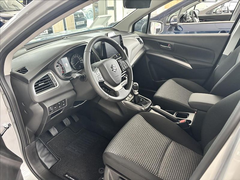 Suzuki S-Cross (2026) 1,4 Allgrip  Premium - fotka 6 z 11