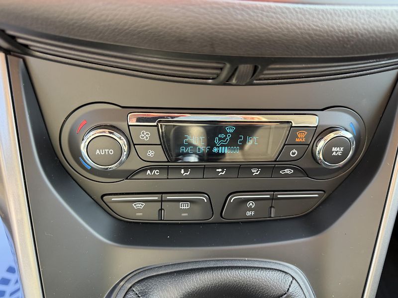 Ford Kuga 1,5 EcoBoost / 110kW  - fotka 25 z 50