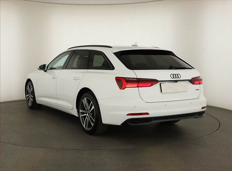 Audi A6 (2022) 45 TFSI - fotka 4 z 20