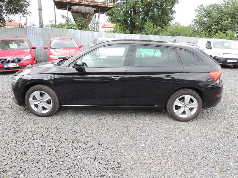 Škoda Scala (2022) 1.5TSi,110kw,AMB+,ČR,1.majitel - fotka 8 z 52