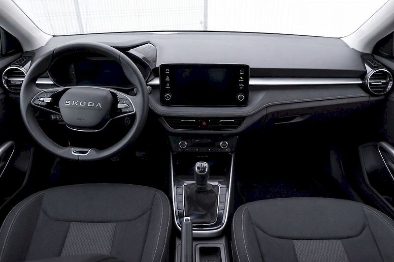Škoda Fabia (2025) 1.0 TSI 70kW M5° Top Selection - fotka 5 z 35