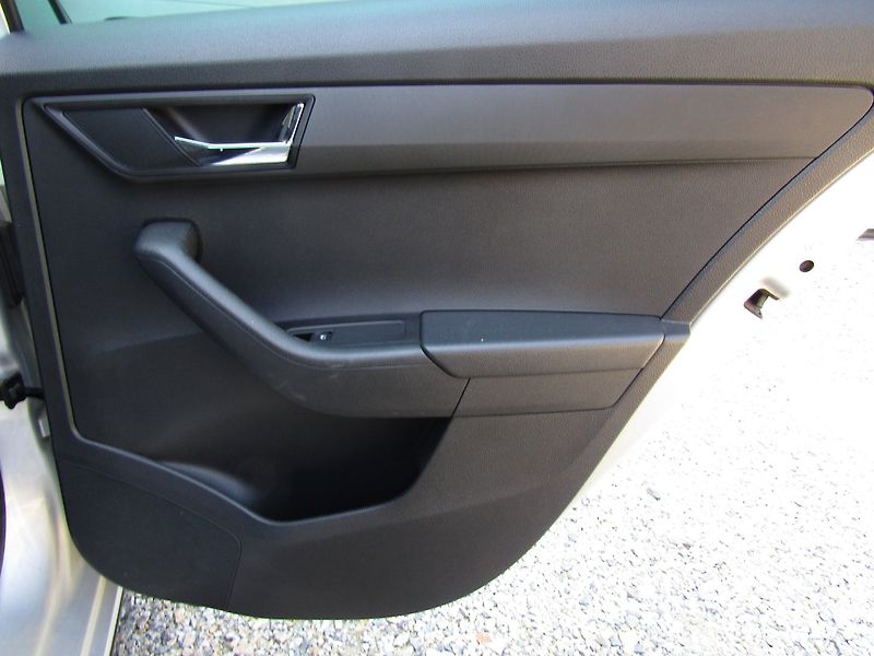 Škoda Fabia (2020) 1.0TSI 81kW MONTE CARLO - fotka 25 z 39
