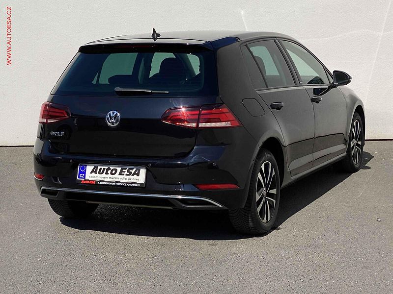 Volkswagen Golf (2019) 1.5 TSi, IQ Drive, DSG, navi - fotka 4 z 17