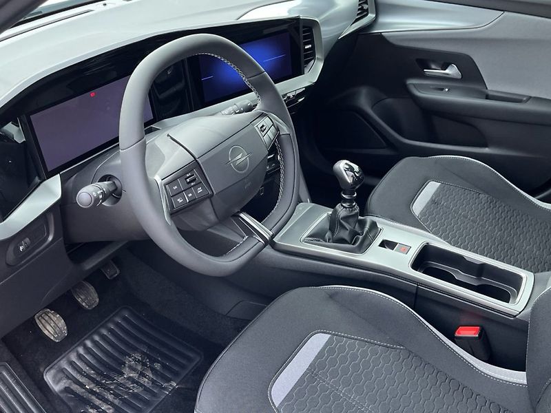 Opel Mokka (2026) HIT 1.2T (100kW/136k) MT6 - fotka 6 z 19