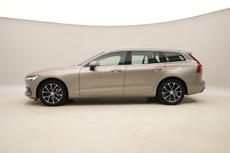 Volvo V60 D3 MOMENTUM AUT - fotka 9 z 41