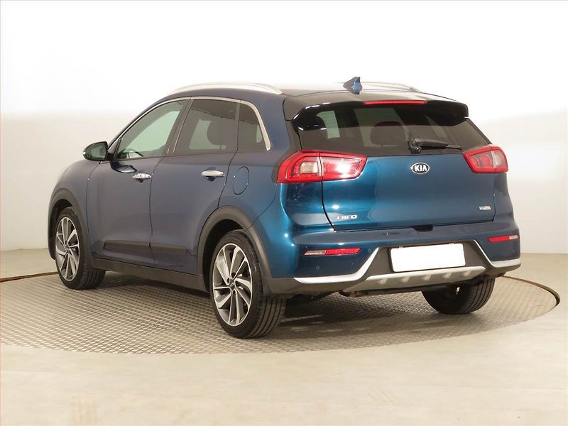 Kia Niro (2019) Hybrid, Automat, Serv.kniha - fotka 4 z 19