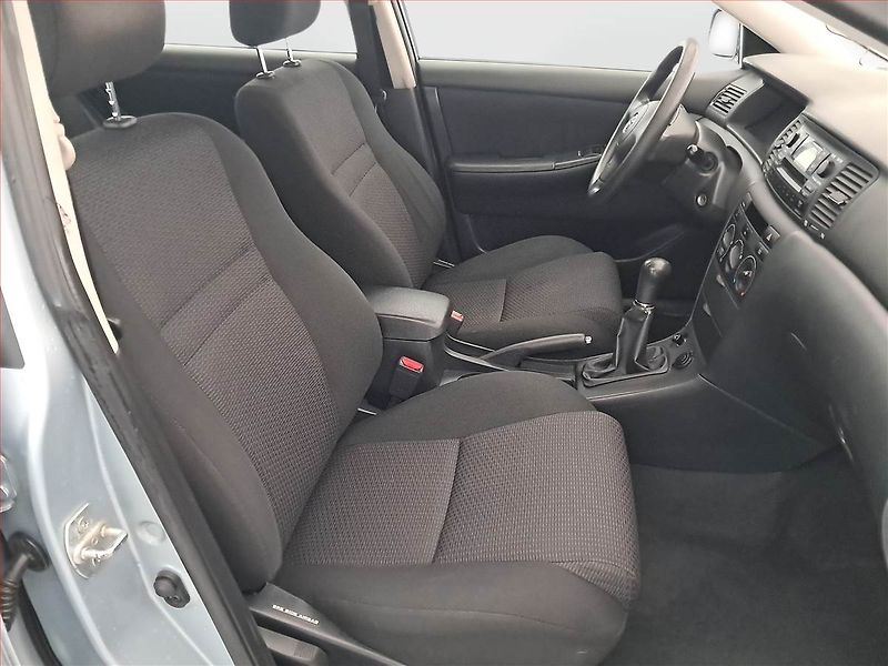 Toyota Corolla (2007) 1.4 VVT-i, Serv.kniha - fotka 9 z 16