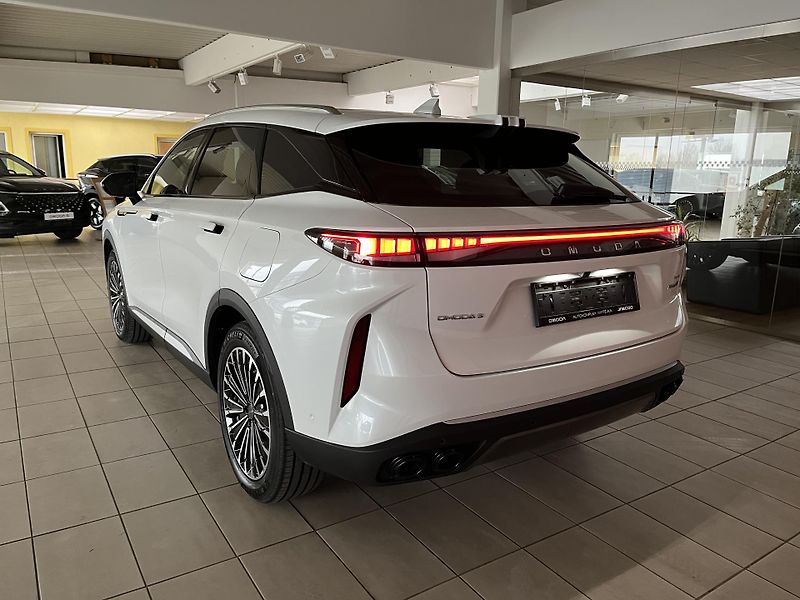 Omoda 9 (2025) PHEV  - fotka 5 z 13