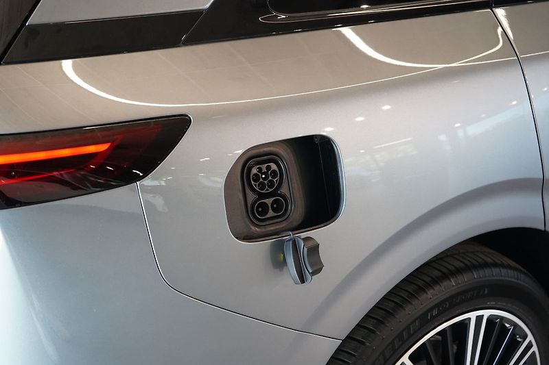 Xpeng G9 (2026) AWD Performance - 575 HP !!! - fotka 9 z 38