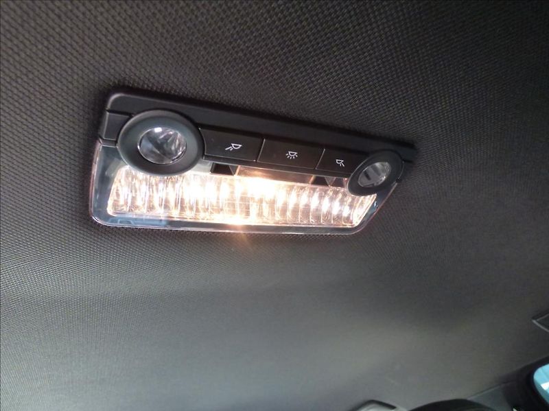 BMW Řada 5 2,0 525xd  M-Paket - fotka 38 z 42