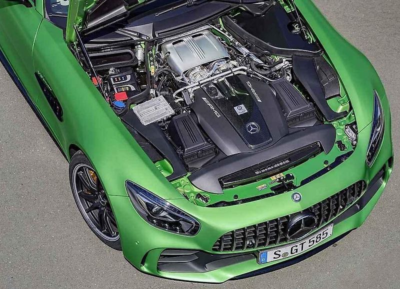 Mercedes-AMG GT R.