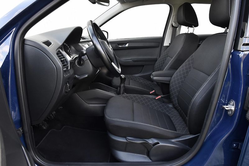 Škoda Fabia 1.0 TSi 6st 81 kW STYLE,DKLIMA - fotka 7 z 55
