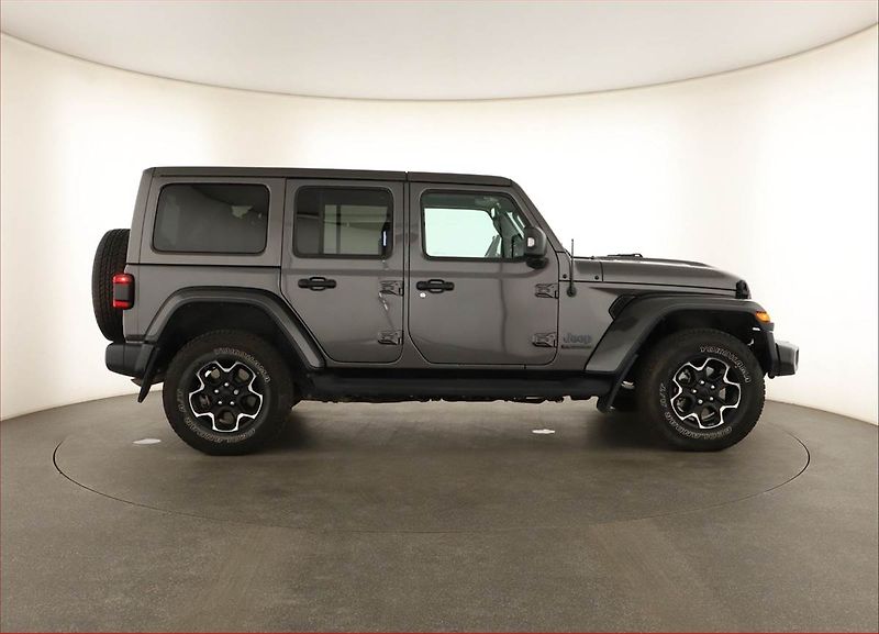Jeep Wrangler (2021) 4xe PHEV - fotka 6 z 16