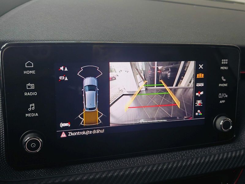 Škoda Kamiq (2025) 1,5 TSI 110 kW Monte Carlo DSG - fotka 22 z 26