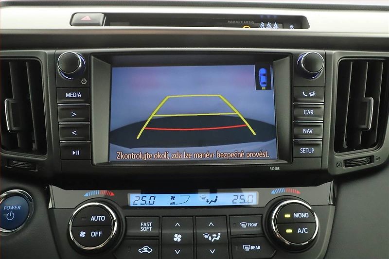Toyota RAV4 (2018) 2.5 Hybrid, 4X4, Automat, ČR - fotka 14 z 19