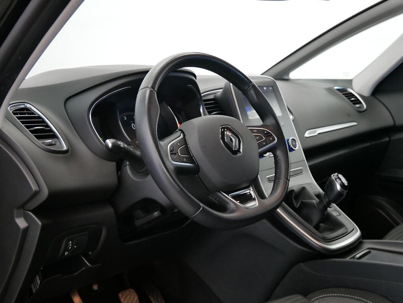 Renault Grand Scénic - fotka 14 z 28