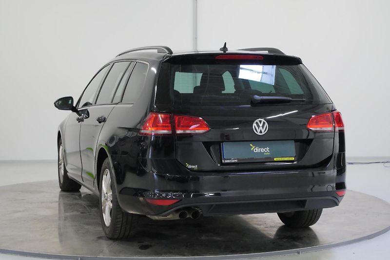 Volkswagen Golf - fotka 7 z 27