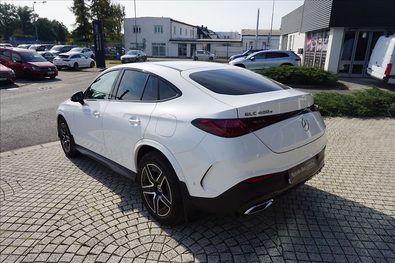 Mercedes-Benz GLC 2,0 400e 4M kupé - fotka 4 z 17