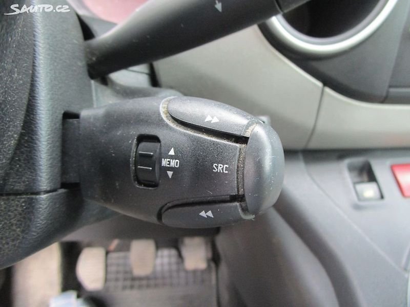 Citroën Berlingo 1,6-88KW - NOVÁ STK+BATERIE - fotka 18 z 19