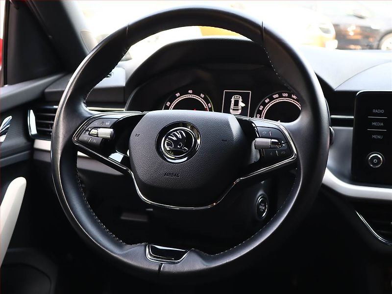 Škoda Kamiq (2022) Style 1.0 TSI - fotka 13 z 18