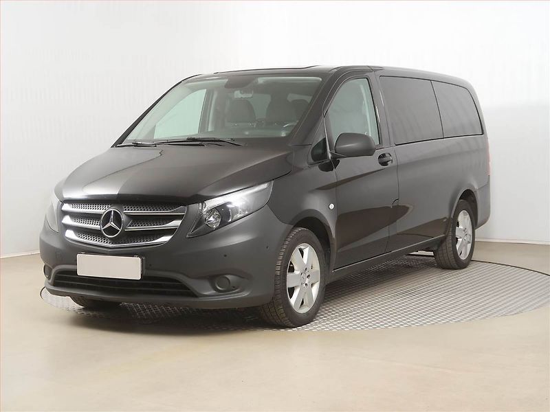 Mercedes-Benz Vito (2017) 116 CDI, Bus, 9Míst - fotka 2 z 15