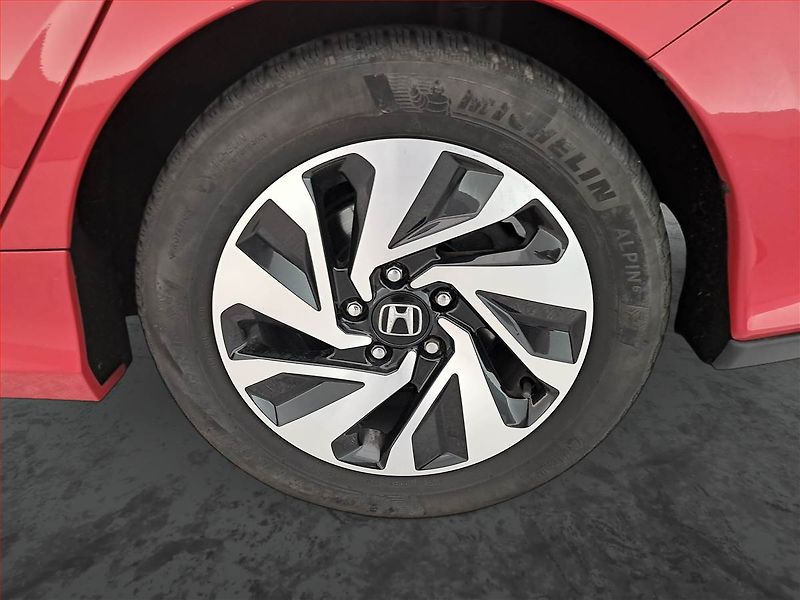 Honda Civic (2019) 1.0 VTEC Turbo, Serv.kniha - fotka 14 z 16