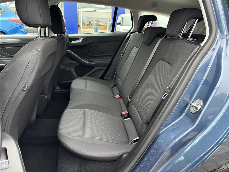 Ford Focus 1,0 EcoBoost 92kW Trend - fotka 13 z 28