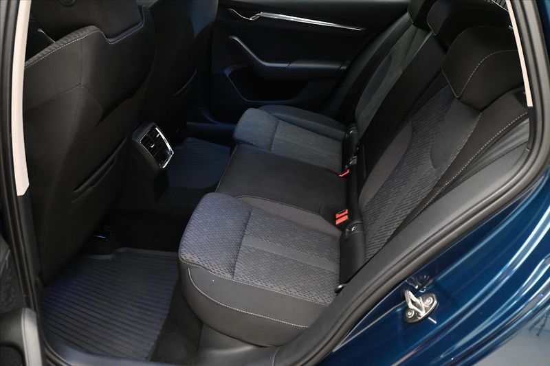 Škoda Octavia 2,0 TDI 110kW DSG Style Záruka - fotka 14 z 32