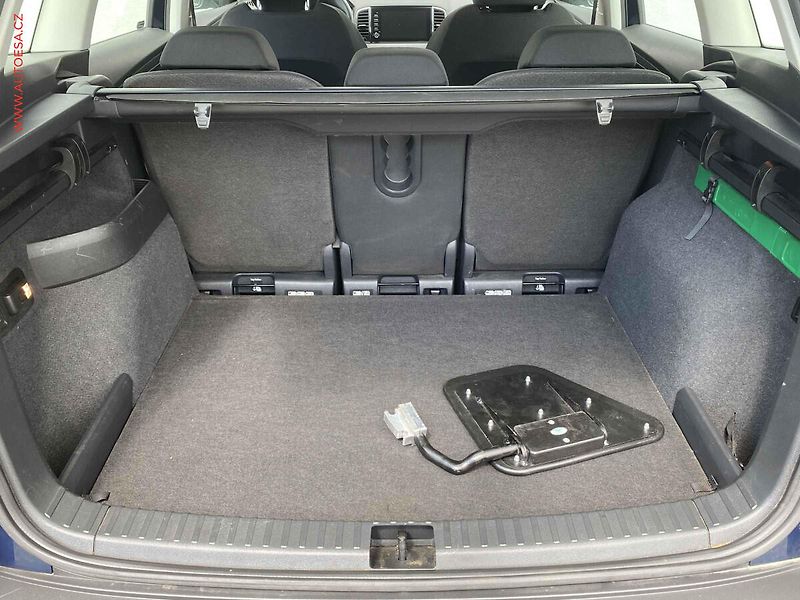 Škoda Karoq (2019) 2.0 TDi 4x4, 1.maj,ČR - fotka 7 z 17
