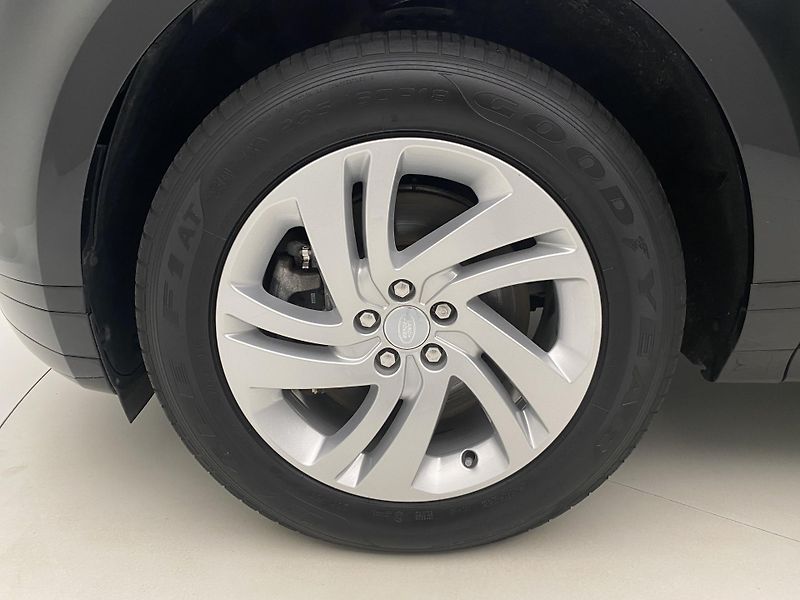 Land Rover Range Rover Evoque D200 R-DYNAMIC AWD AUT  - fotka 32 z 41