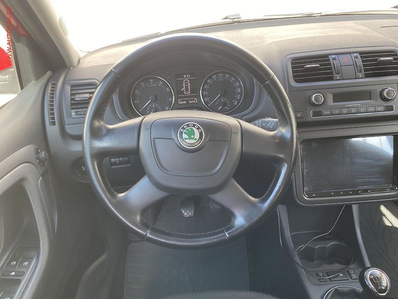 Škoda Fabia (2011) 1.2TSI, ČR, Klima - fotka 11 z 15