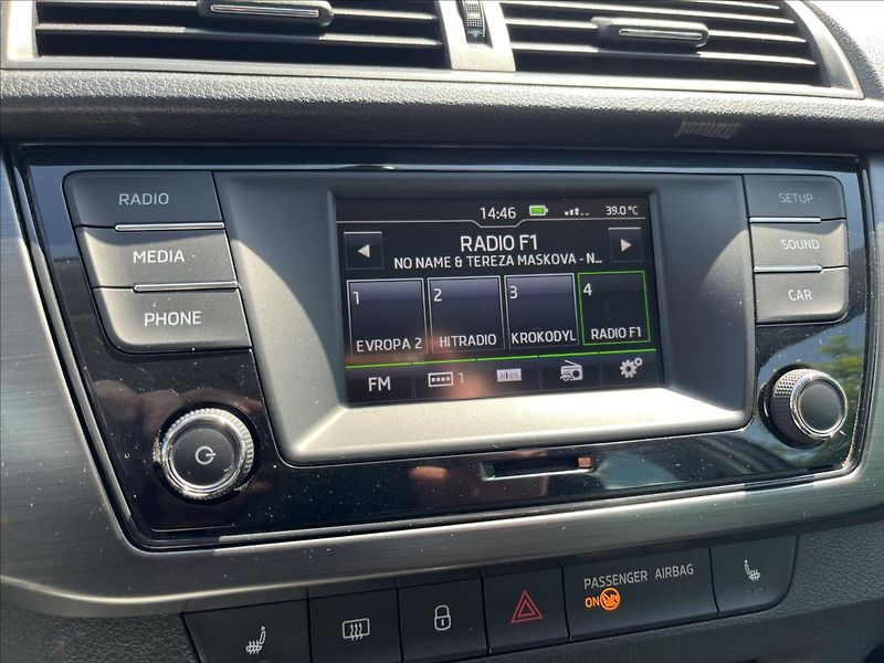 Škoda Fabia 1,2 TSi STYLE KLIMA ČR 1.M DPH - fotka 17 z 45