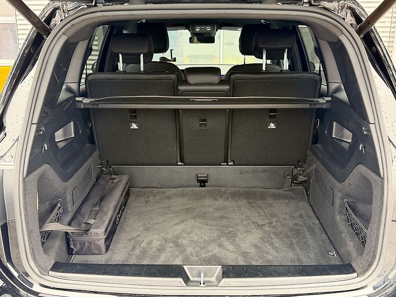 Mercedes-Benz GLB 200d 4MATIC - fotka 12 z 34