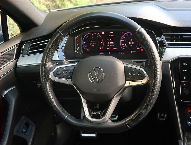 Volkswagen Passat (2020) R-Line 2.0 TDI, Serv.kniha - fotka 16 z 24
