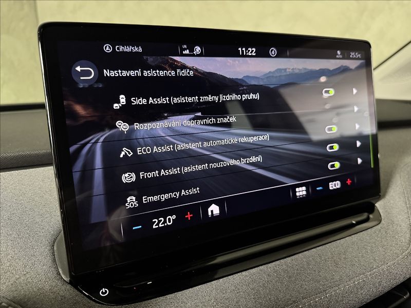 Škoda Enyaq 80 LED Matrix Assist Kamera - fotka 28 z 47
