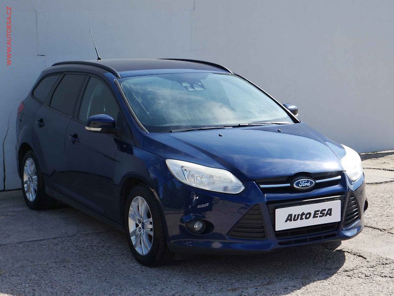 Ford Focus (2011) 1.6 TDCi, AC, park.asist - fotografie inzerátu