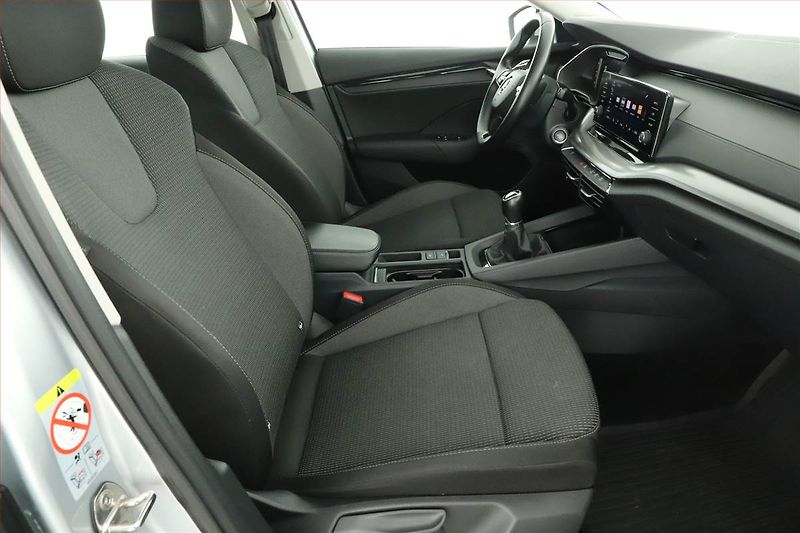 Škoda Octavia (2021) 2.0 TDI, Tempomat - fotka 7 z 20